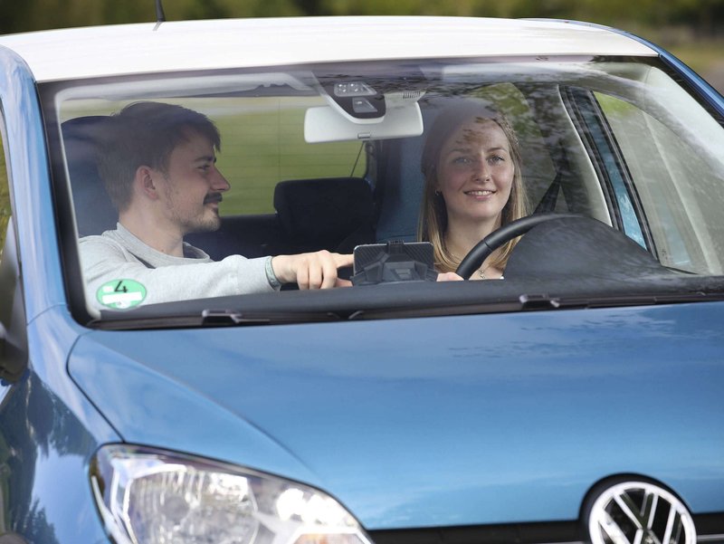 Foto: SP-X - Nach Plänen des Bundesverkehrsministeriums soll der Führerscheinerwerb künftig vereinfacht und günstiger werden Foto: SP-X - Nach Plänen des Bundesverkehrsministeriums soll der Führerscheinerwerb künftig vereinfacht und günstiger werden
